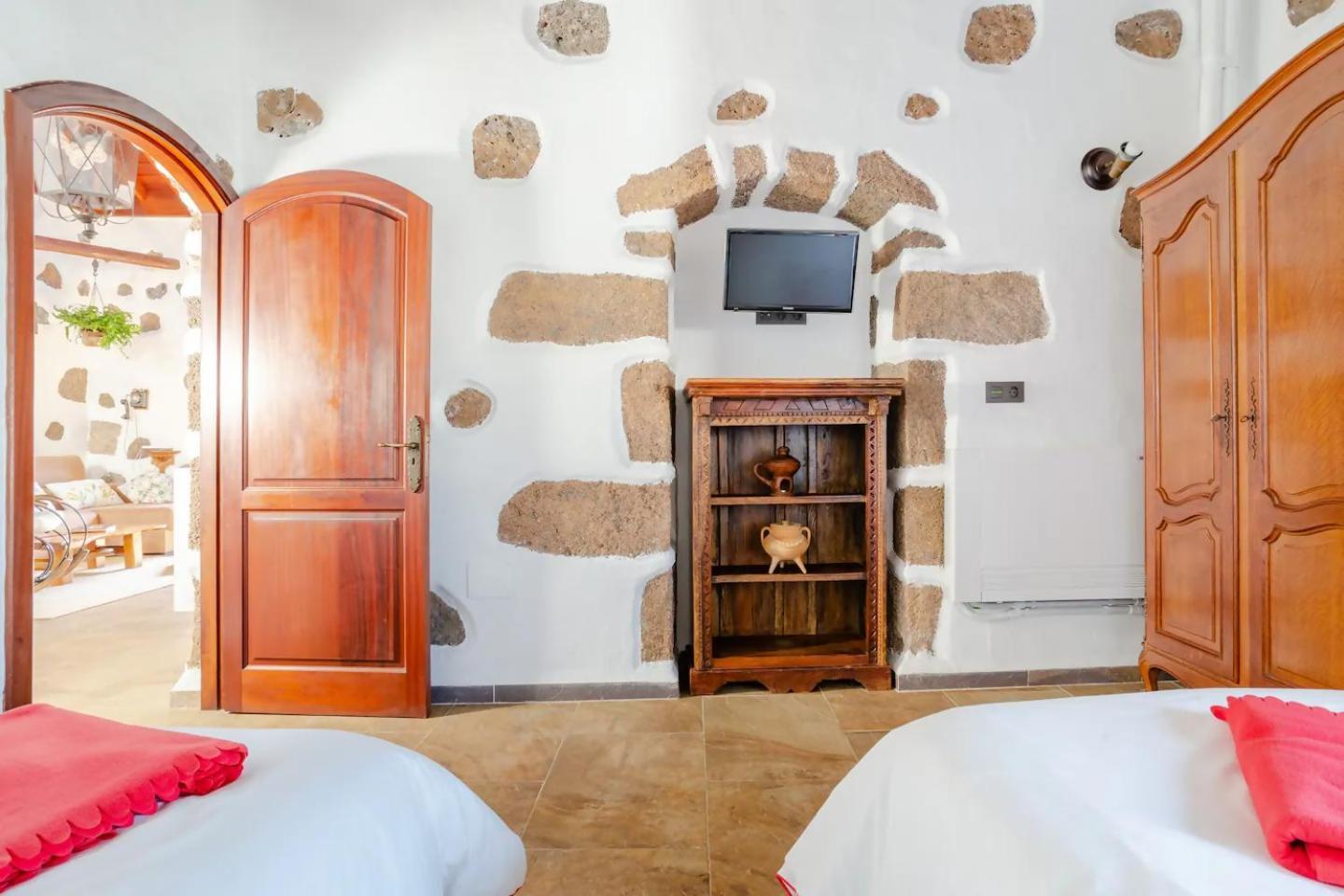 Casa Emblematica Garaday Lanzarote Guest House Tinajo Exterior photo