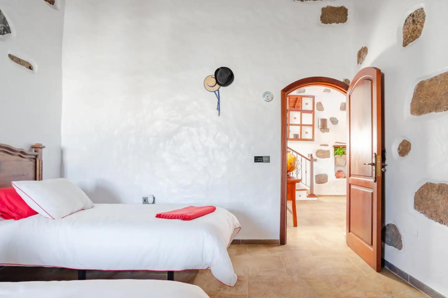 Casa Emblematica Garaday Lanzarote Guest House Tinajo Exterior photo