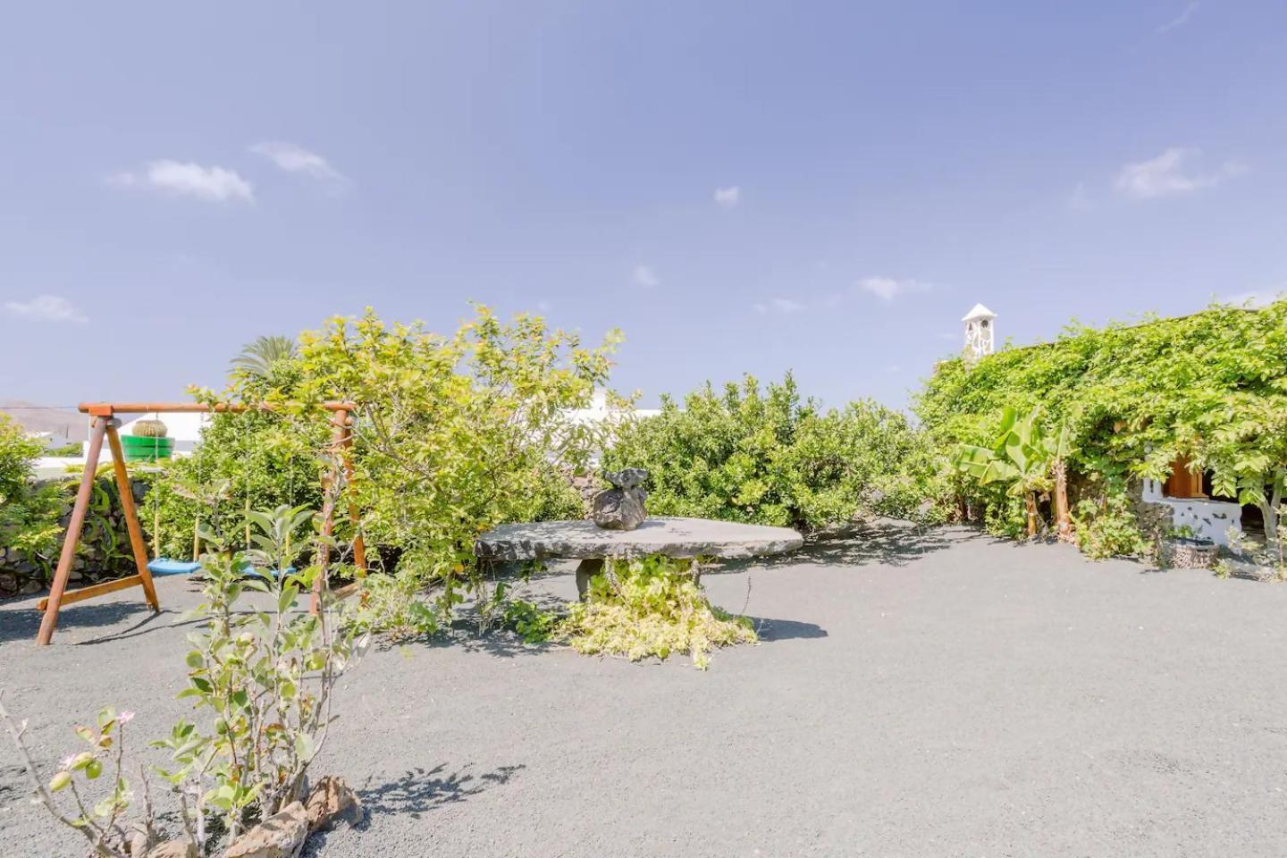 Casa Emblematica Garaday Lanzarote Guest House Tinajo Exterior photo