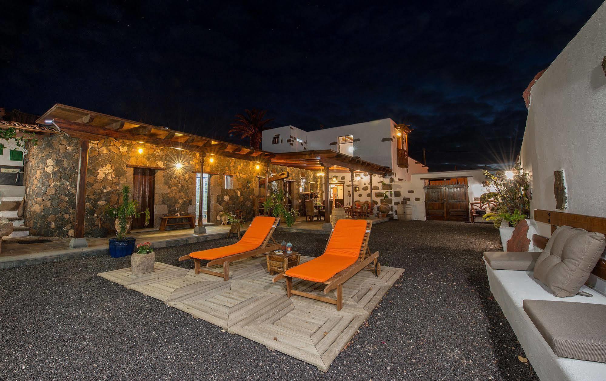 Casa Emblematica Garaday Lanzarote Guest House Tinajo Exterior photo