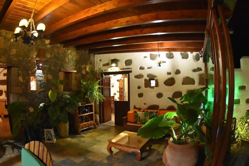Casa Emblematica Garaday Lanzarote Guest House Tinajo Exterior photo